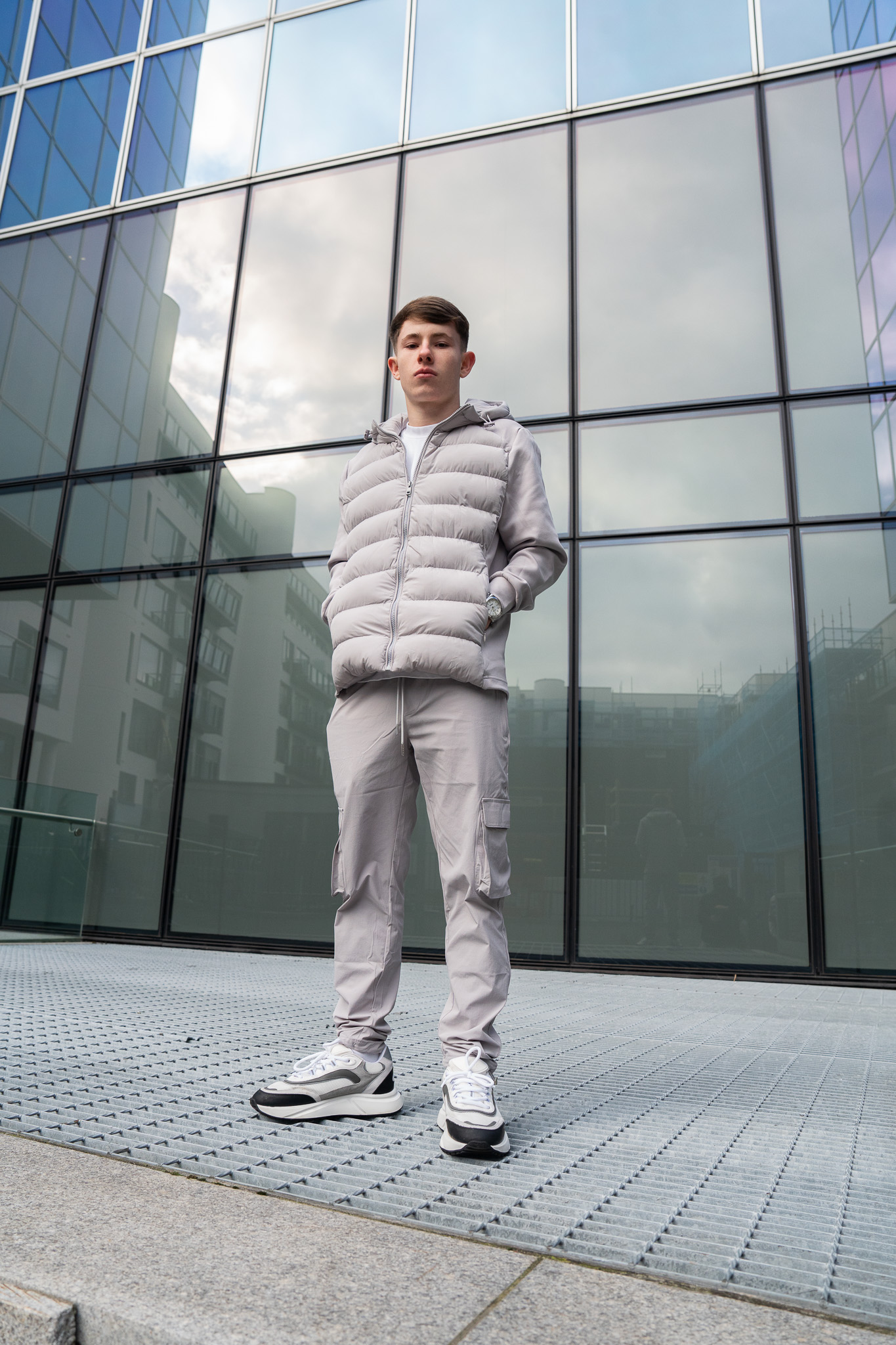 AURUM Utility Cargo Pants in Graphite